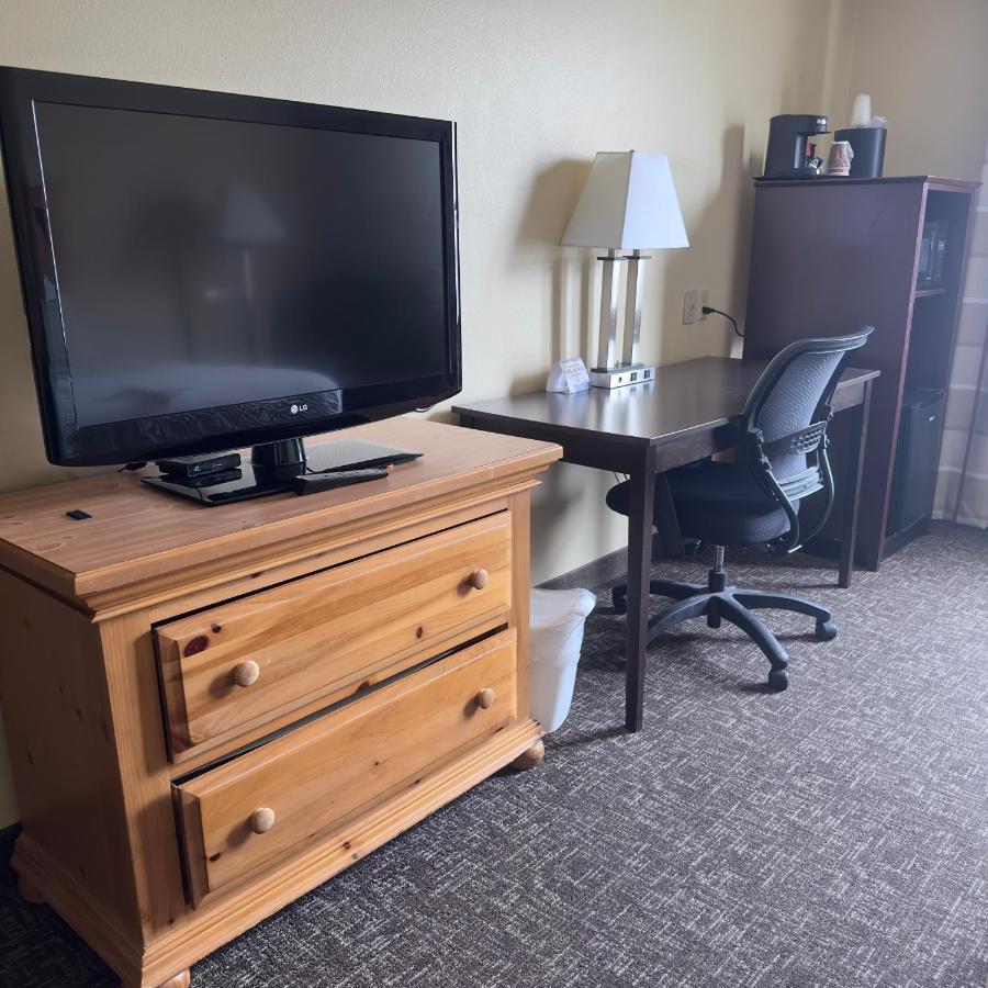 Duluth Inn & Suites Near Spirit Mountain Exteriör bild