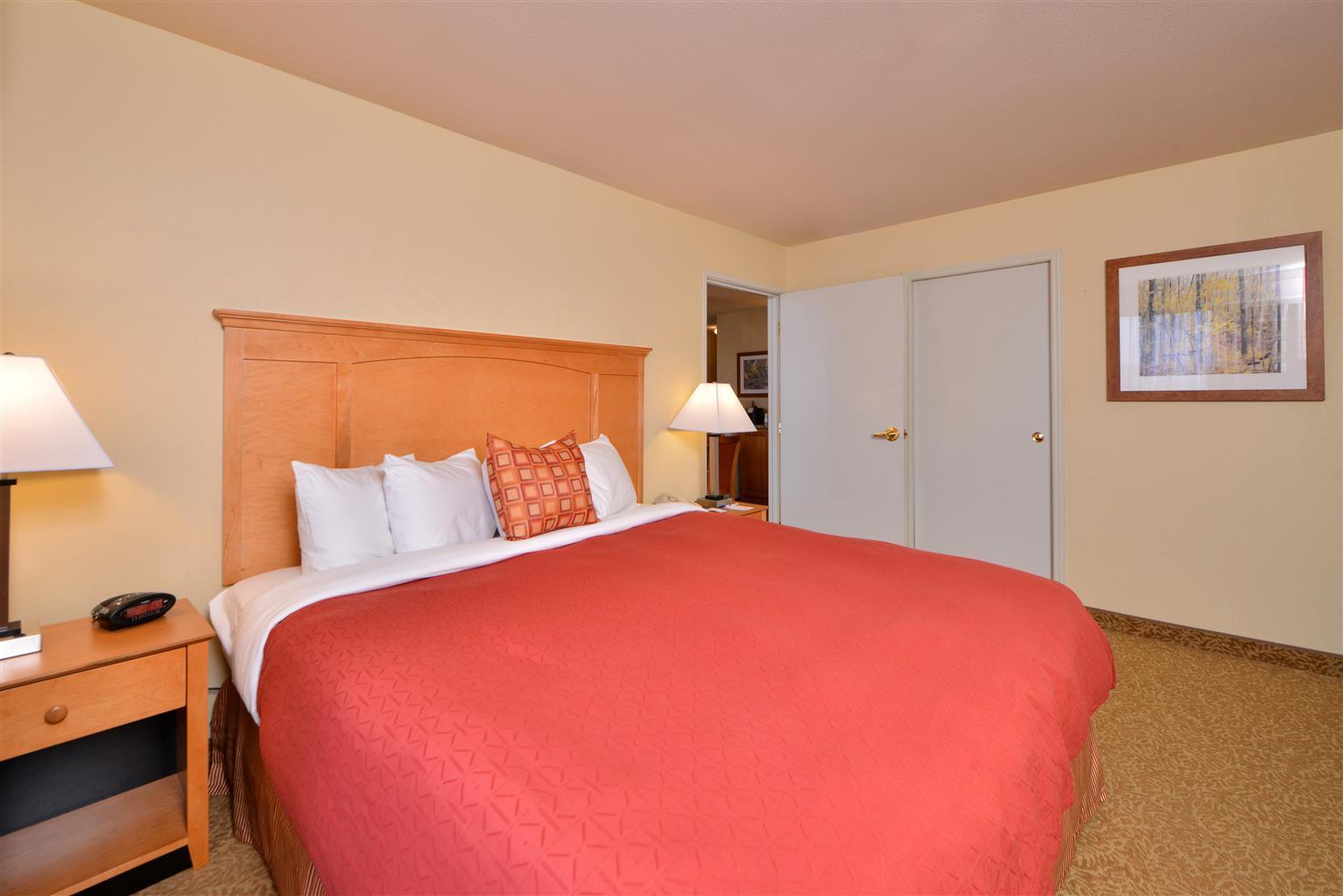 Duluth Inn & Suites Near Spirit Mountain Exteriör bild
